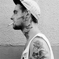 纹身男*烟头像图片