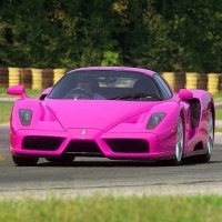 粉色汽车头像图